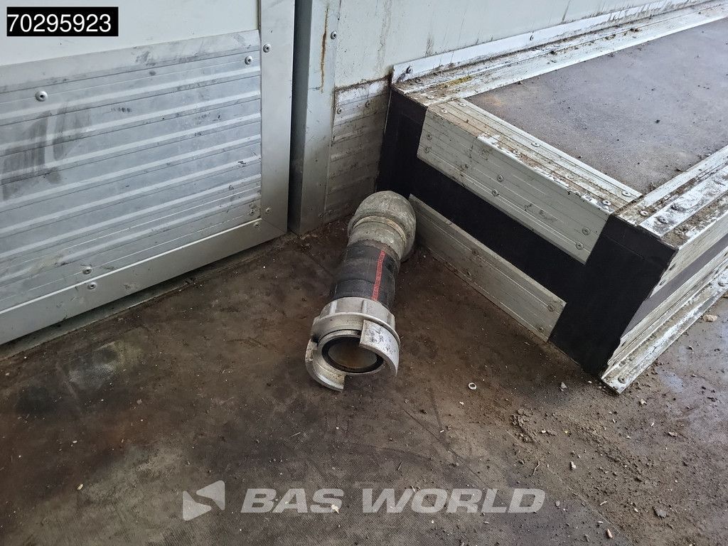 Mercedes Atego 1330 4X4 4x4 Steelsuspension 1500kg Ladebordwand Automatic Euro 6