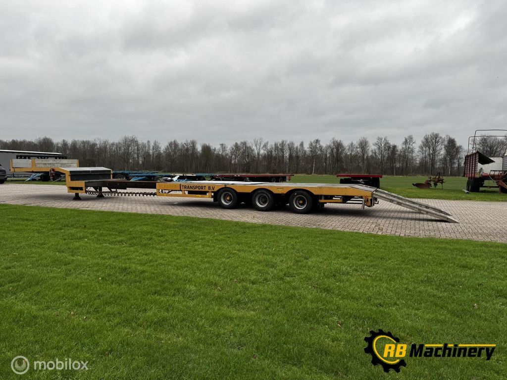 Broshuis Semi dieplader met oprijplaten. uitschuifbaar!!!
