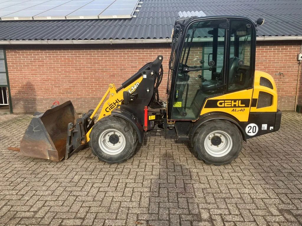 Gehl 340 Shovel Loader