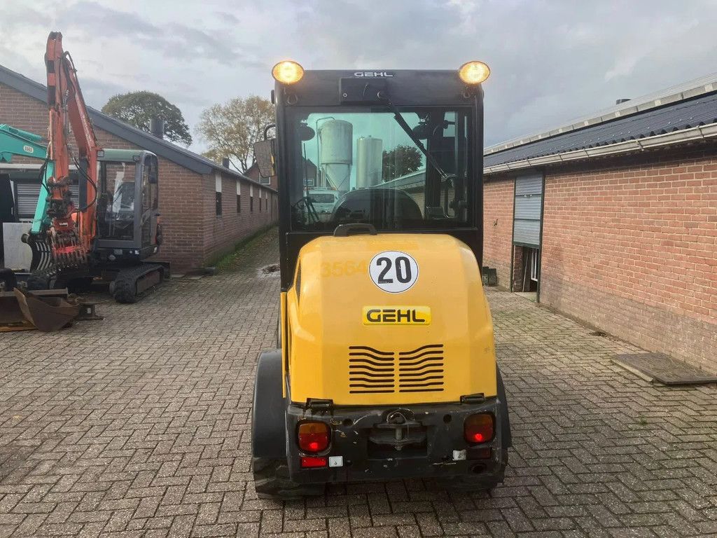 Gehl 340 Shovel Loader