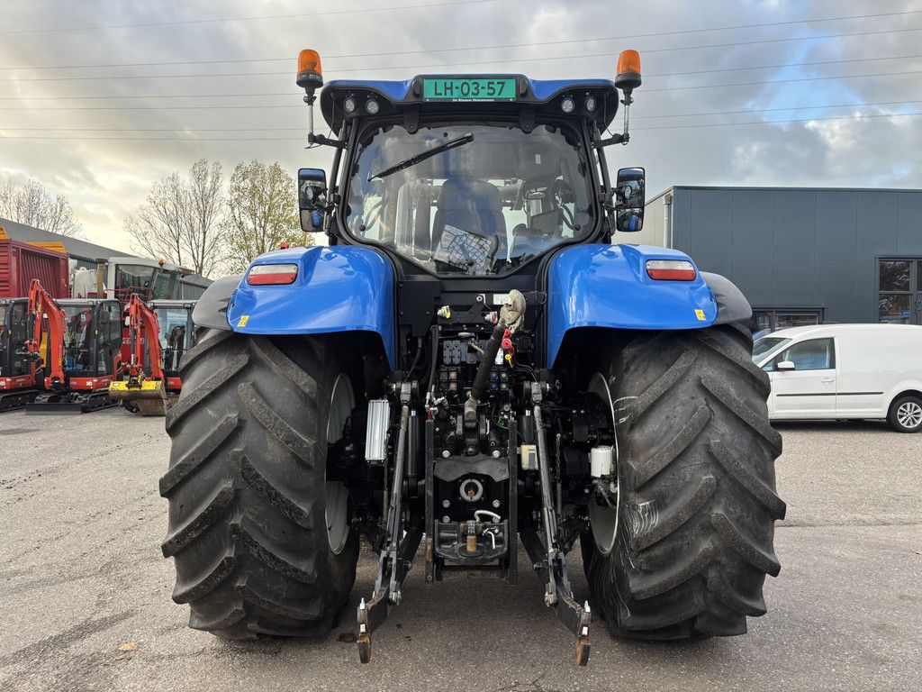 NEW HOLLAND T7.245 AC + FRONTLADER