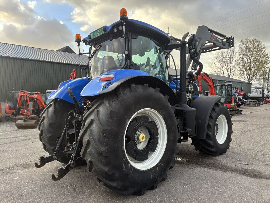 NEW HOLLAND T7.245 AC + FRONTLADER