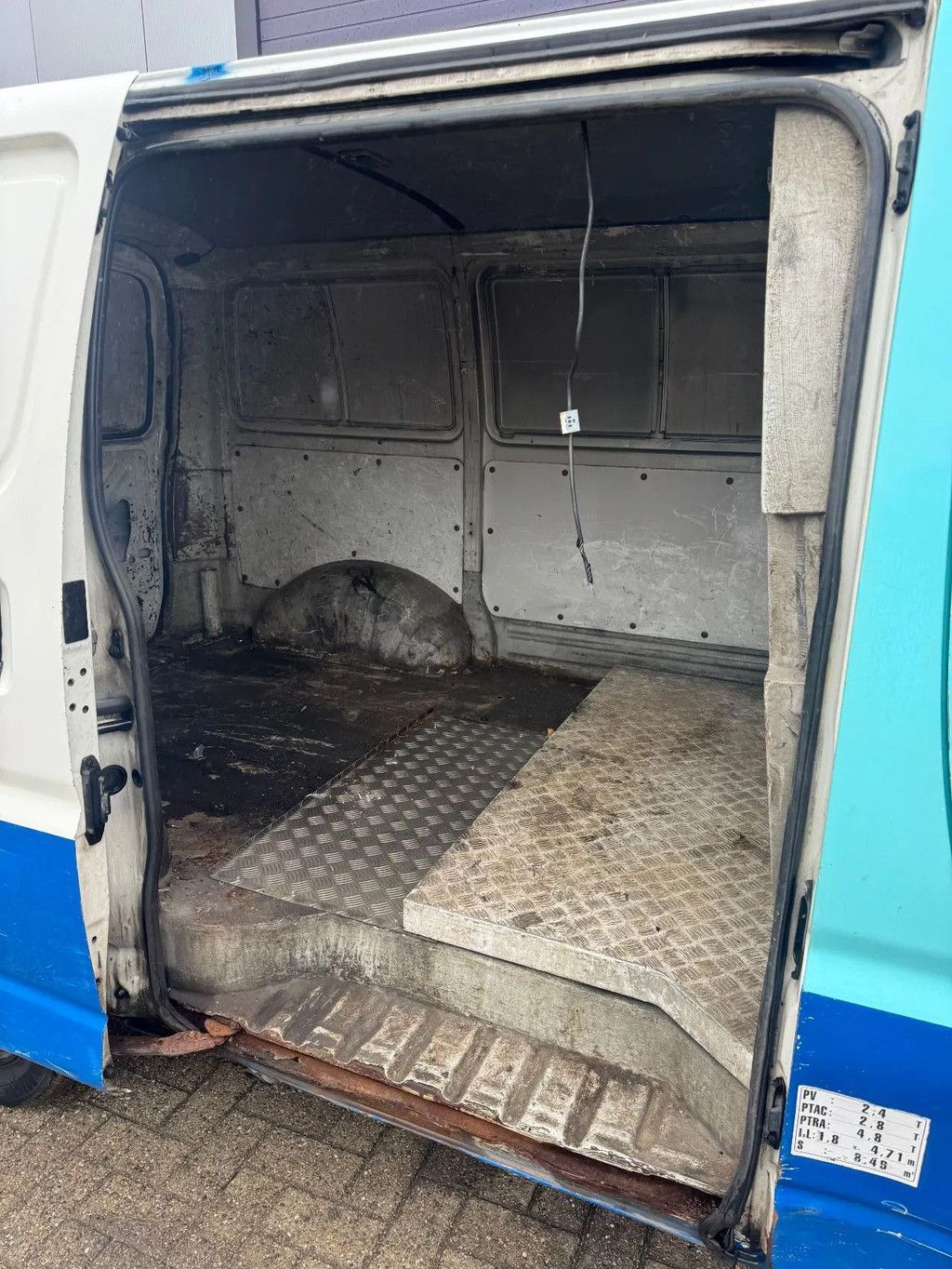 Toyota HIACE **DIESEL-FRENCH VAN**