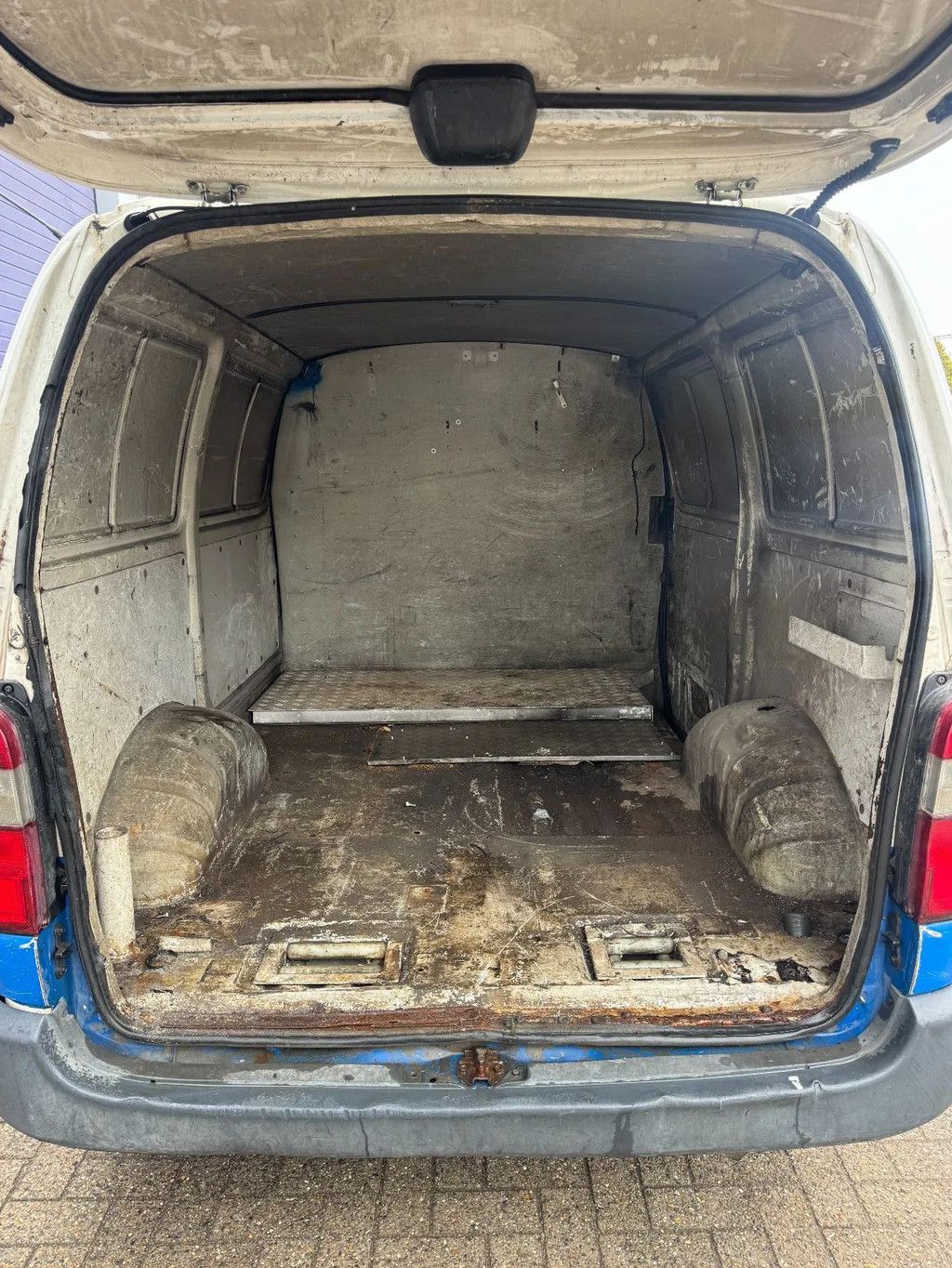 Toyota HIACE **DIESEL-FRENCH VAN**