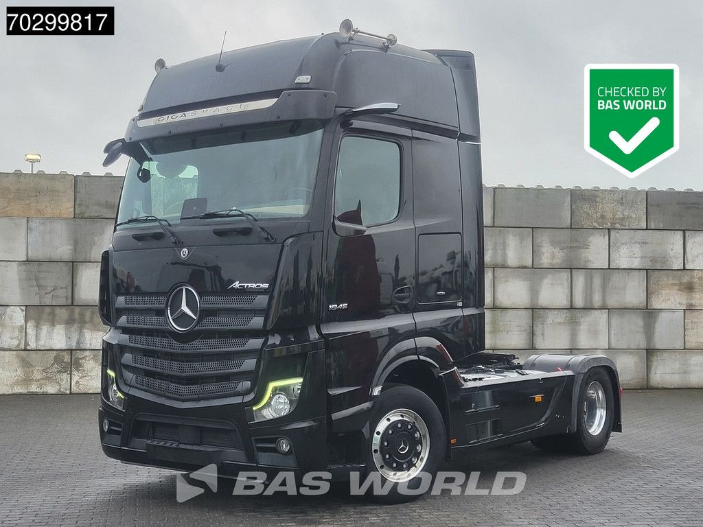 Mercedes Actros 1845 4X2 GigaSpace Retarder 2xTanks Alcoa's Standairco Navi ACC Euro 6
