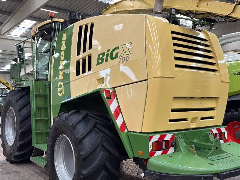 Krone BiG X 700