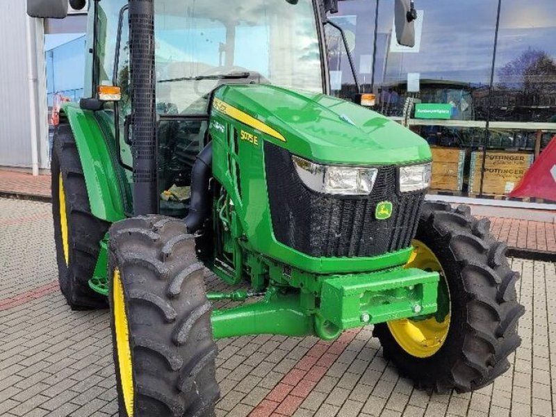 John Deere 5075 E