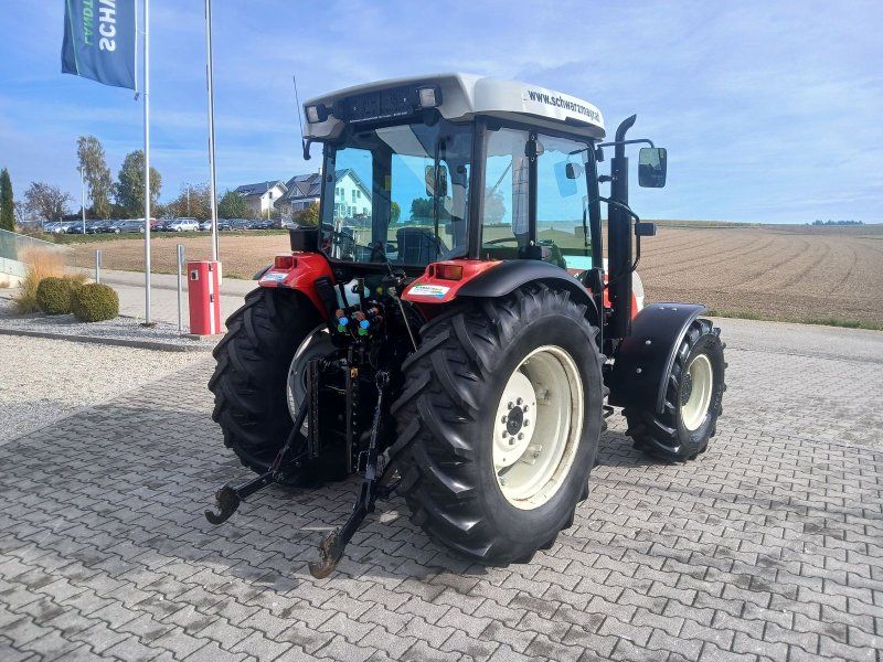 Steyr Kompakt 4075 Komfort 1