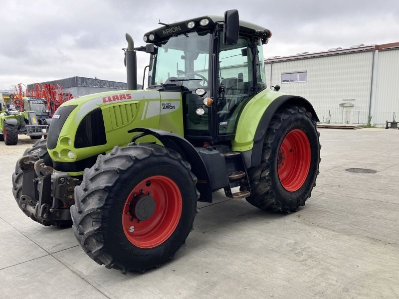 Claas ARION 640 CEBIS