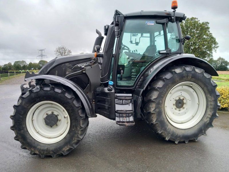 Valtra N 134 HiTech
