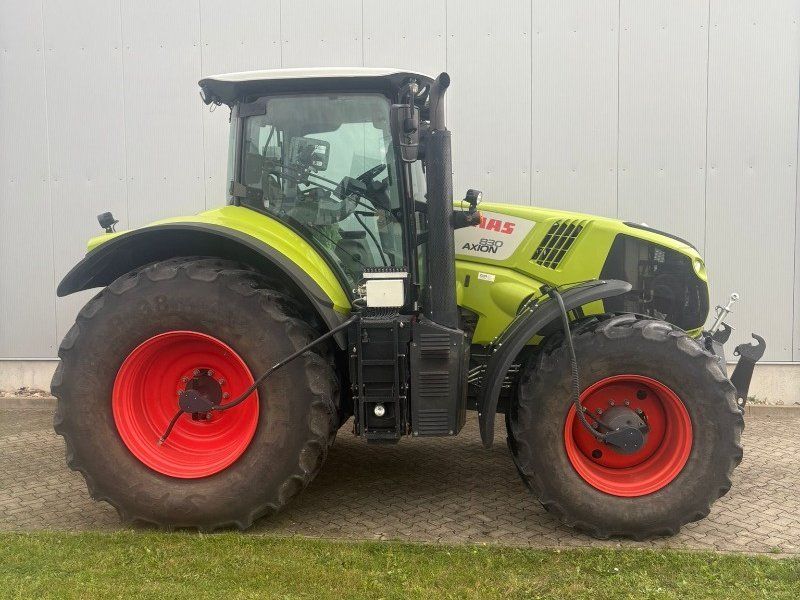 Claas Axion 830 CMATIC