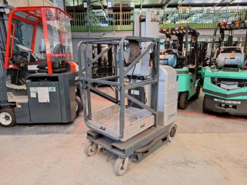 JLG 20MVL