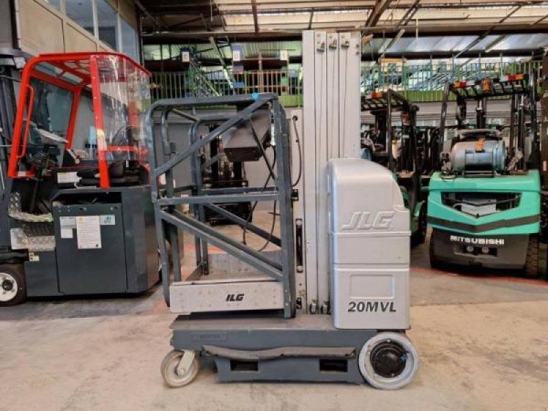 JLG 20MVL