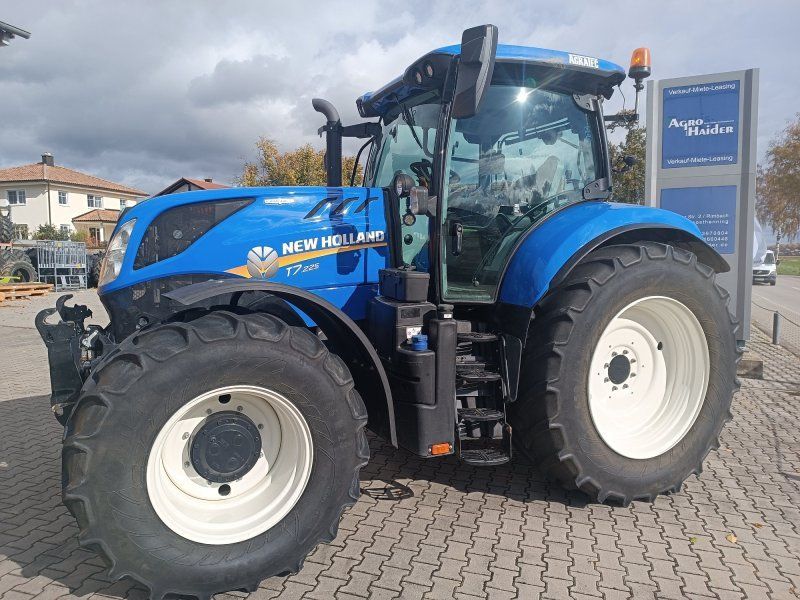 New Holland T7.225 AC