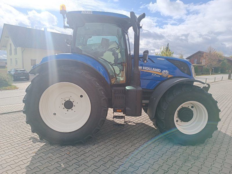 New Holland T7.225 AC