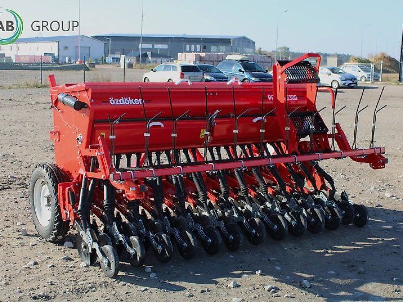 Mechaniczny siewnik zbożowy zaczepiany Pertum-S300 jednotalerzow