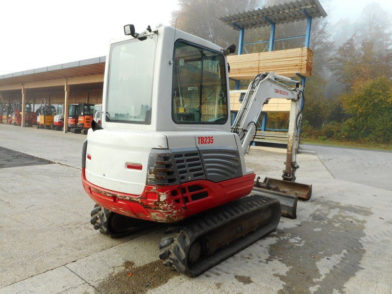 Takeuchi TB 235 ( 3.530kg ) hydr. SW + 3 Löffel