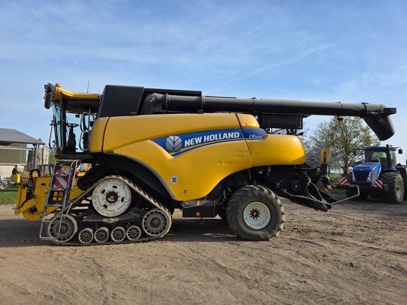 New Holland CR 9090