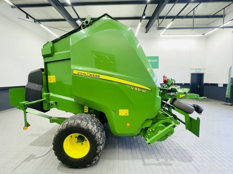 John Deere V461M