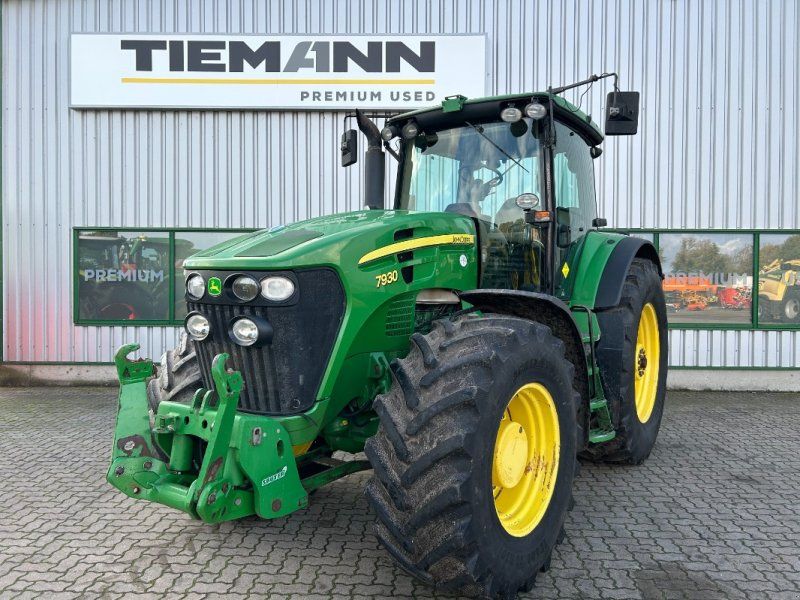 John Deere 7930