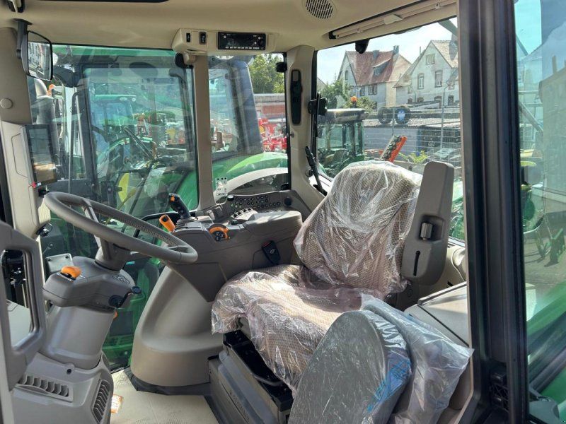 John Deere 6M 125 verfügbar ab 02/2026