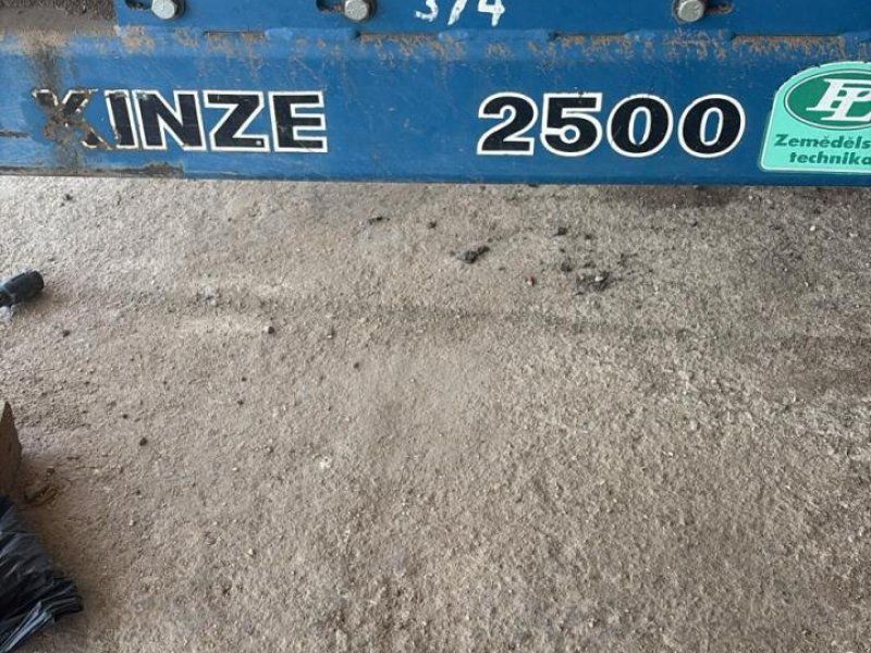 Kinze 2500 8 Reihen