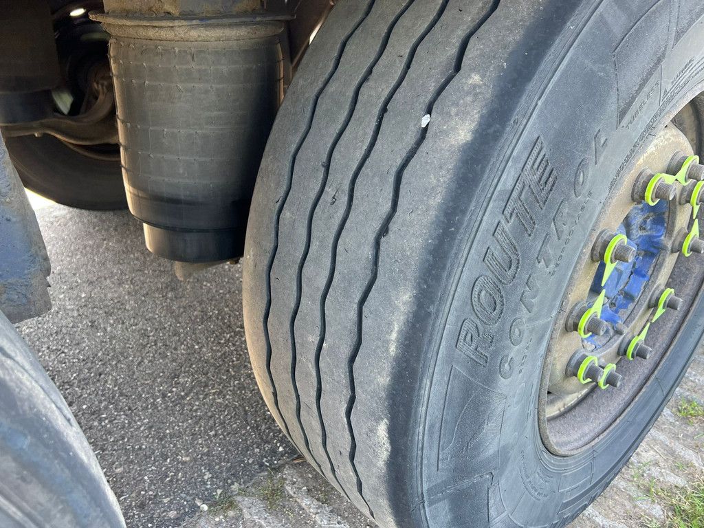 Gray and Adams Meat Hook Thermo King SLXE 400