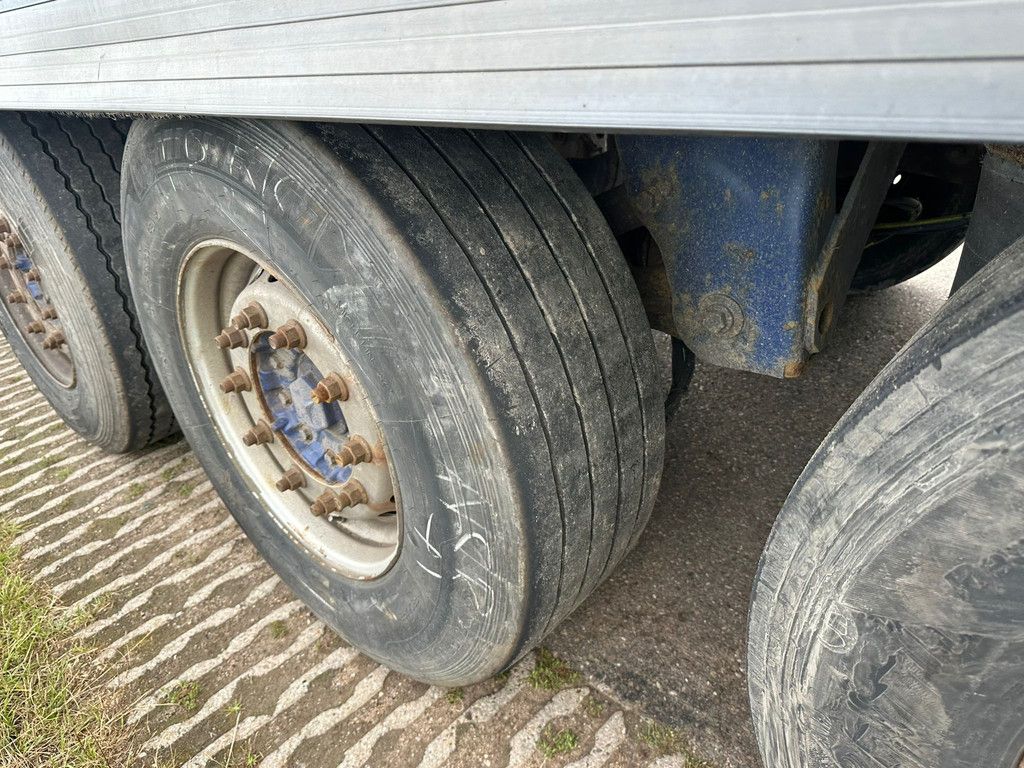 Gray and Adams Meat Hook Thermo King SLXE 400