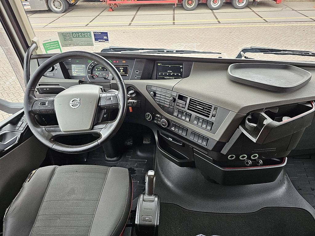 VOLVO FH 460 6x2 hyvalift 291tkm
