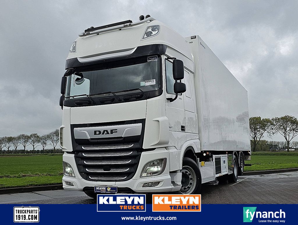 DAF XF 530 fan carrier lift