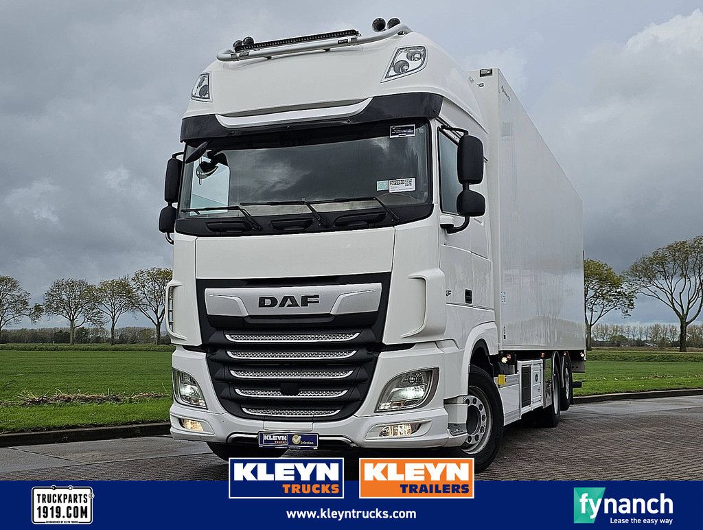 DAF XF 530 fan carrier lift