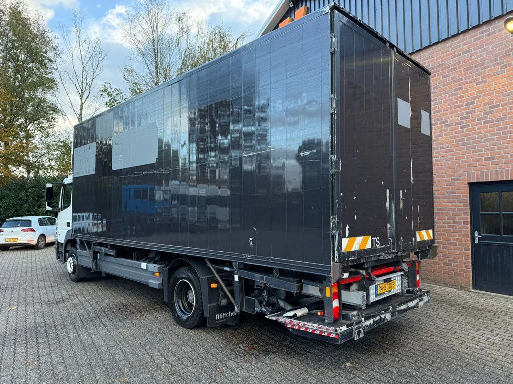 Mercedes-Benz Atego 1318 4X2 BDF Koffer Standairco 2.000KG LBW APK 07-2026