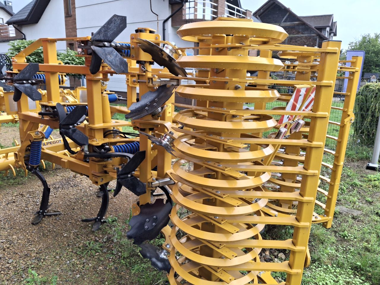 ALPEGO Cultivator CAYMAN CF-400 TOP-SPRING