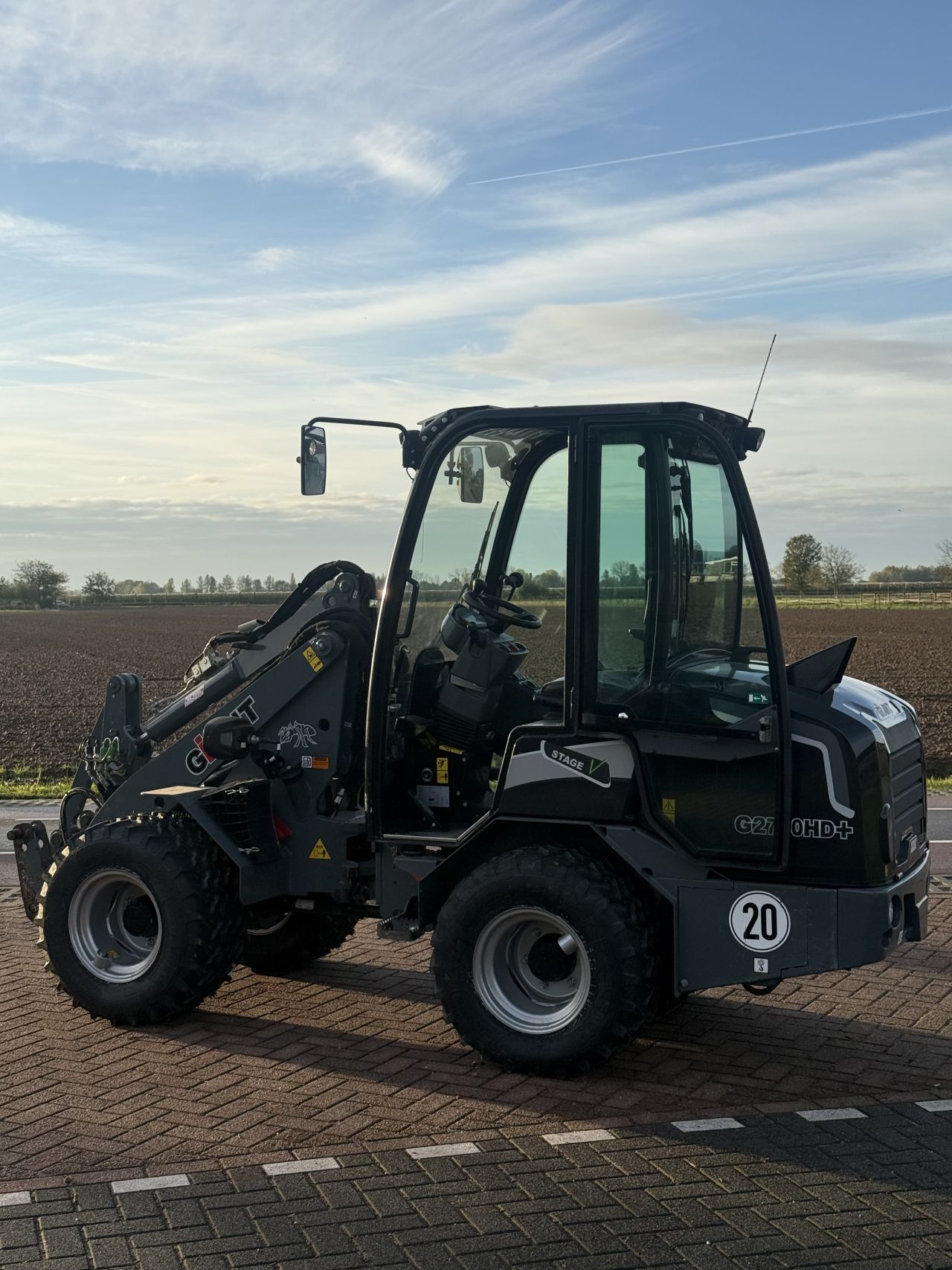 Giant g2700 HD ( 690 uur ) extra pomp