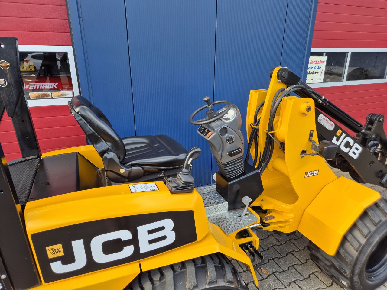 JCB 403 WLS SHOVEL BOUWJAAR 2011 MET 2160 UUR