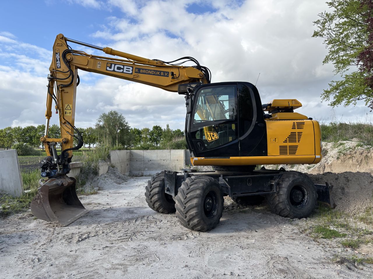 JCB mobielekraan met 3 delige giek, overdruk, draaikantelstuk