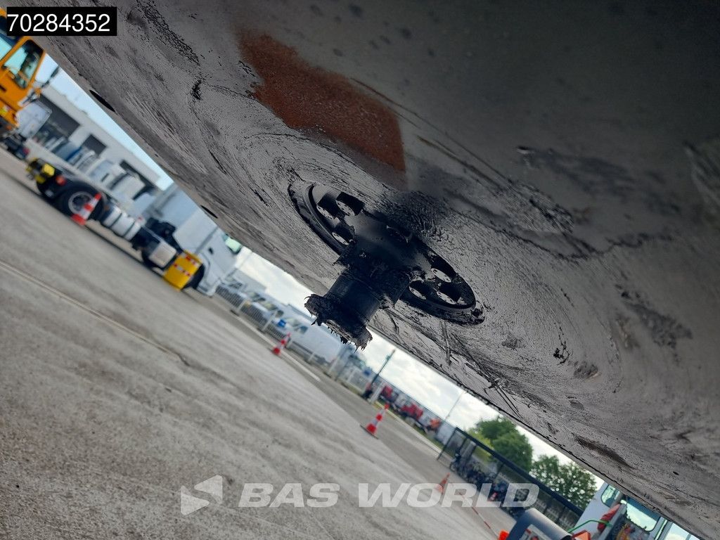 Carnehl CHKS/HH 3 Achsen UNUSED ISO Hardox Asphalt Liftachse 27m3