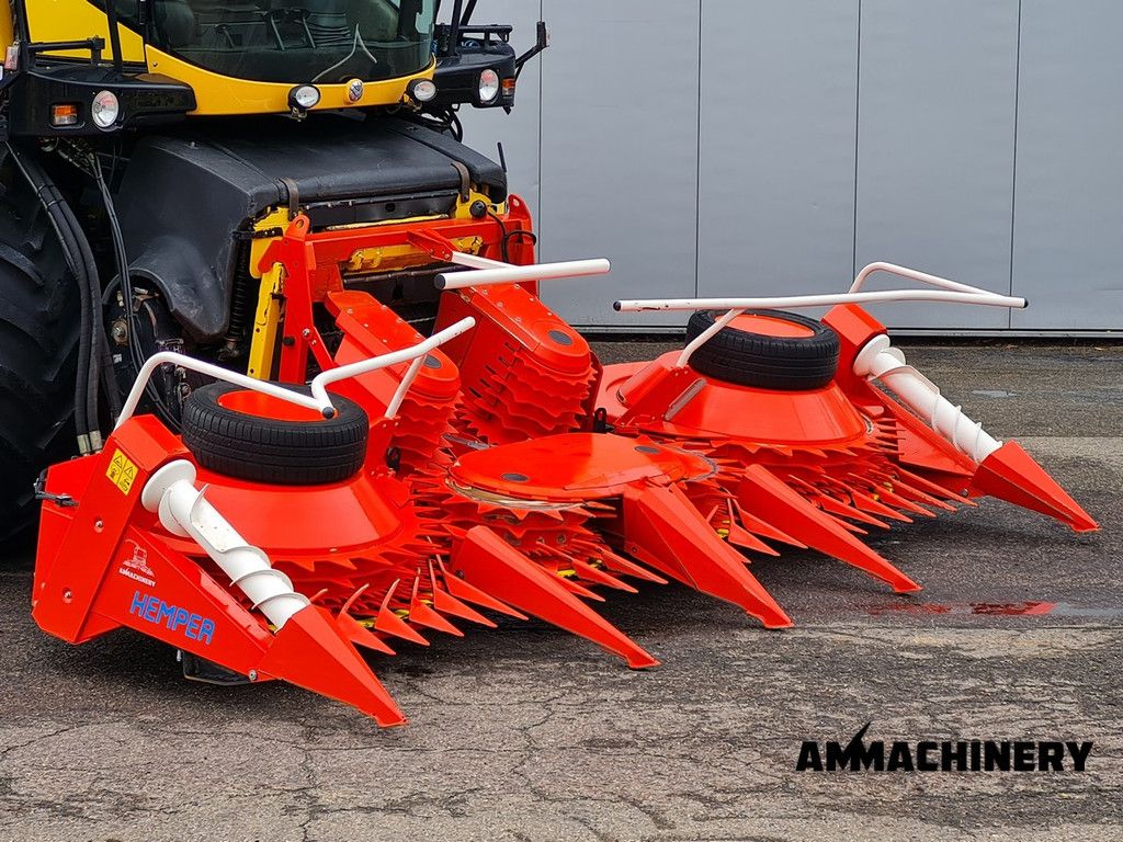 New Holland FR9060 for hemp harvest