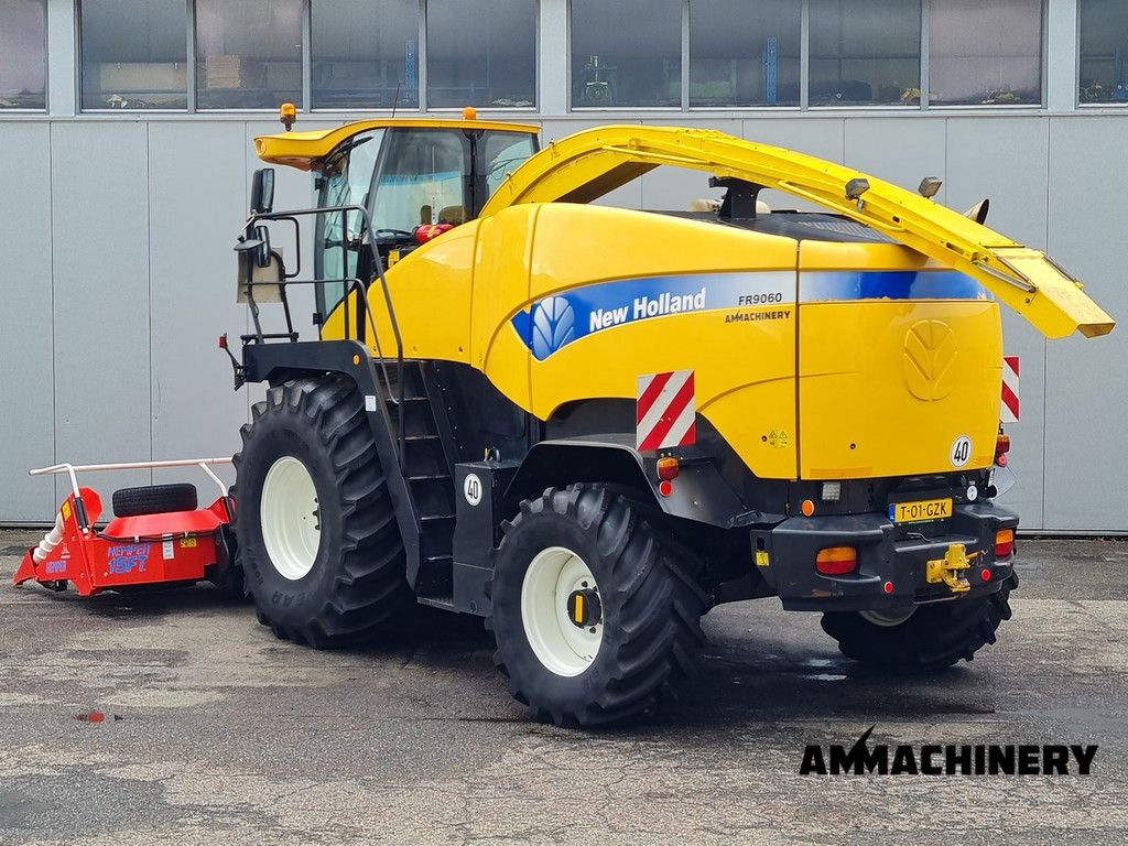 New Holland FR9060 for hemp harvest