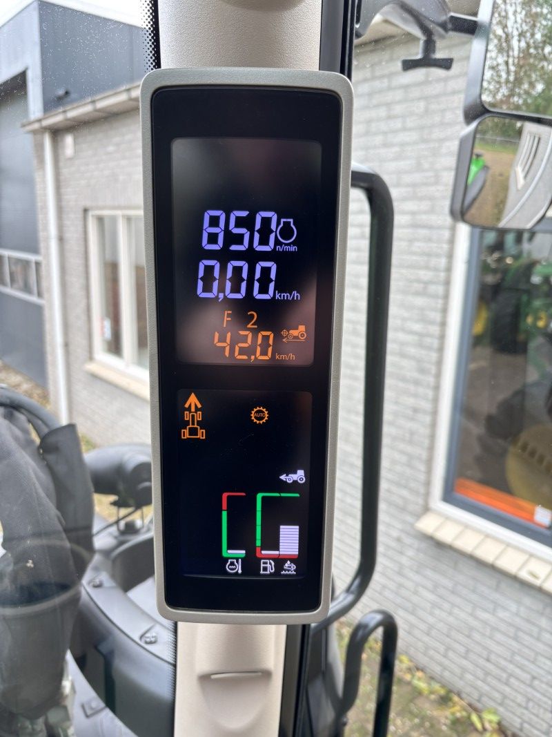 John Deere 6R130 Autopower met John Deere 643R Voorlader