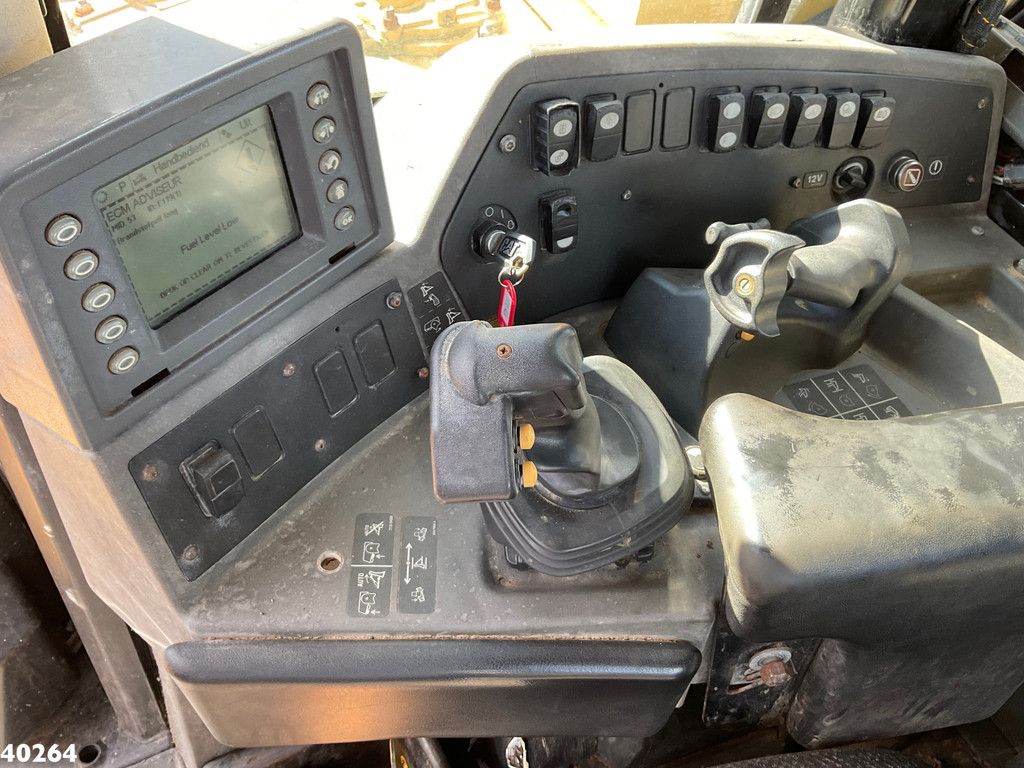 Caterpillar D11 Dozer + Ripper + EPA