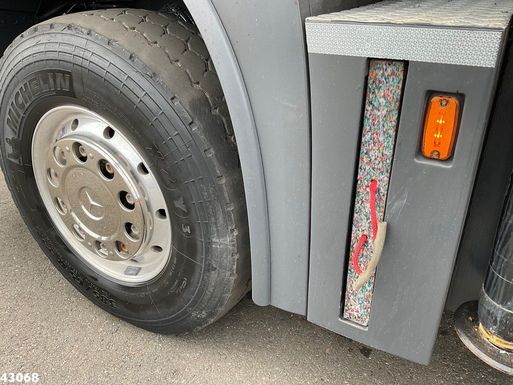 Mercedes-Benz Arocs 3251 8x4 Euro 6 Hiab 28 Tonmeter laadkraan