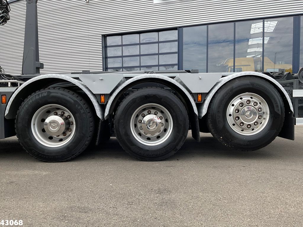 Mercedes-Benz Arocs 3251 8x4 Euro 6 Hiab 28 Tonmeter laadkraan