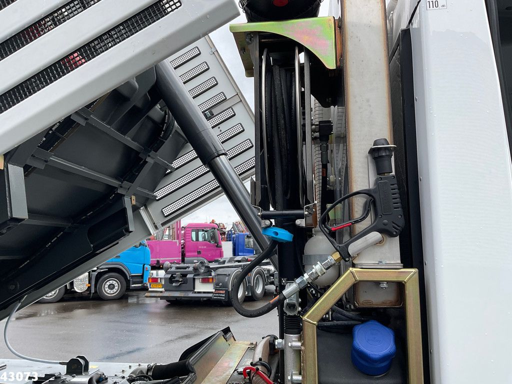 Ravo 540 STH Euro 6 with 3-rd brush