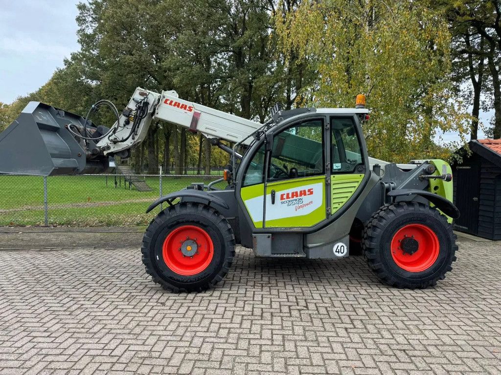 Claas 9040 scorpion verreiker NEW TYRES