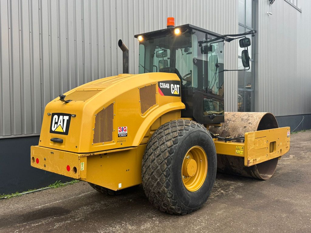 Caterpillar CS64B