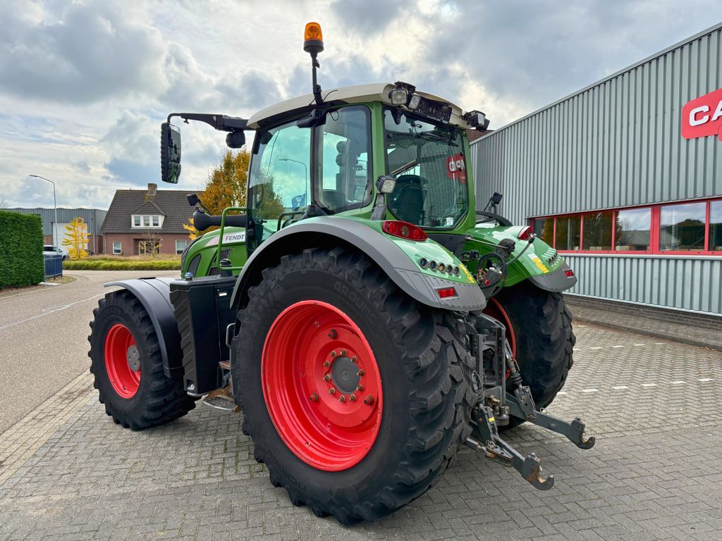 Fendt 724 Vario S4 Profiplus