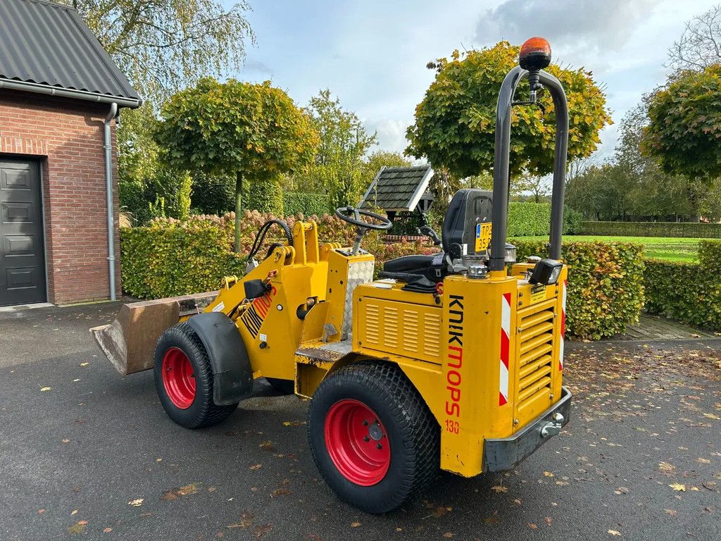 Knikmops 130 VERKOCHT