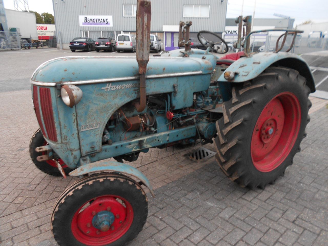 Hanomag perfect R324s en perfect 401