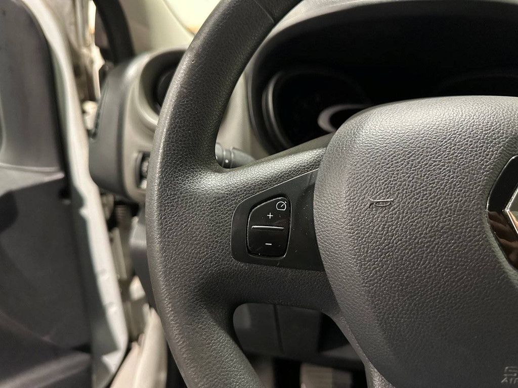 Renault Trafic Diesel 95 PS 2017 Transporter